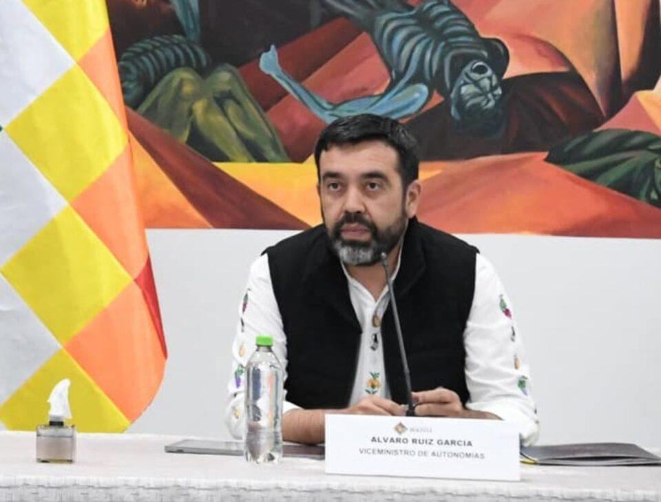 Viceministro Ruiz: Bloqueo de caminos no salvará a Bolivia