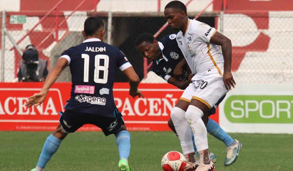 Real derrota a San Antonio al minuto 94 y sale del fondo de la tabla