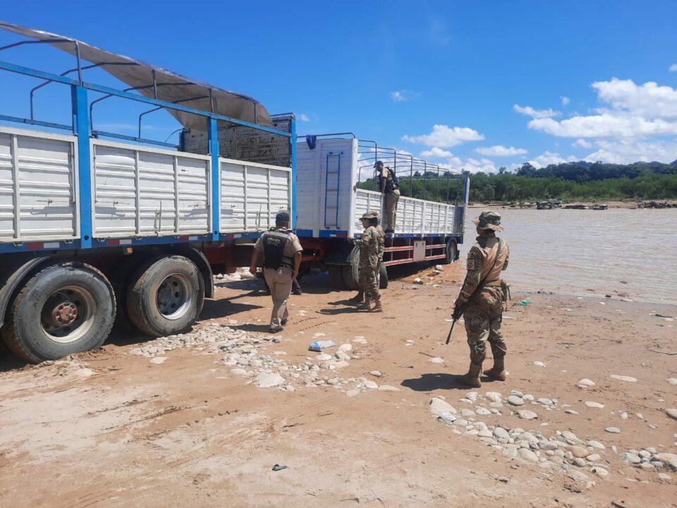 Policía investiga enfrentamiento entre militares y civiles por contrabando en El Alto