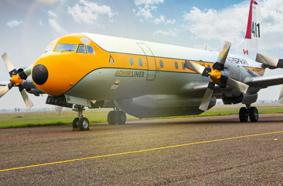 Luis Arce confirma llegada de segundo avión cisterna para combatir incendios en Santa Cruz