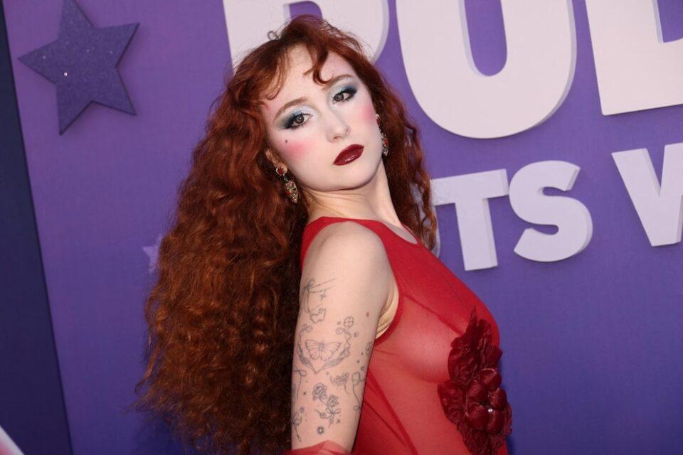 Chappell Roan confrontó a un fotógrafo al que acusó de haberla ofendido en los Premios Grammy