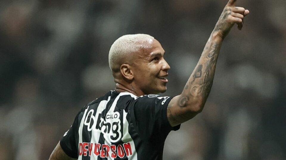 Atlético Mineiro golea 3-0 a River Plate y se acerca a la final de la Copa Libertadores