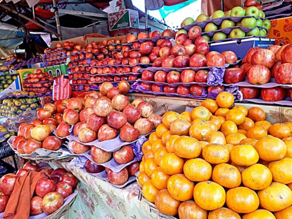 Precios de frutas en Sucre se disparan por bloqueos y escasez de dólares; piña y locoto entre los más afectados