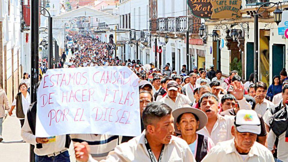 Transporte chuquisaqueño exige estado de sitio en Chapare por bloqueos y escasez de combustibles