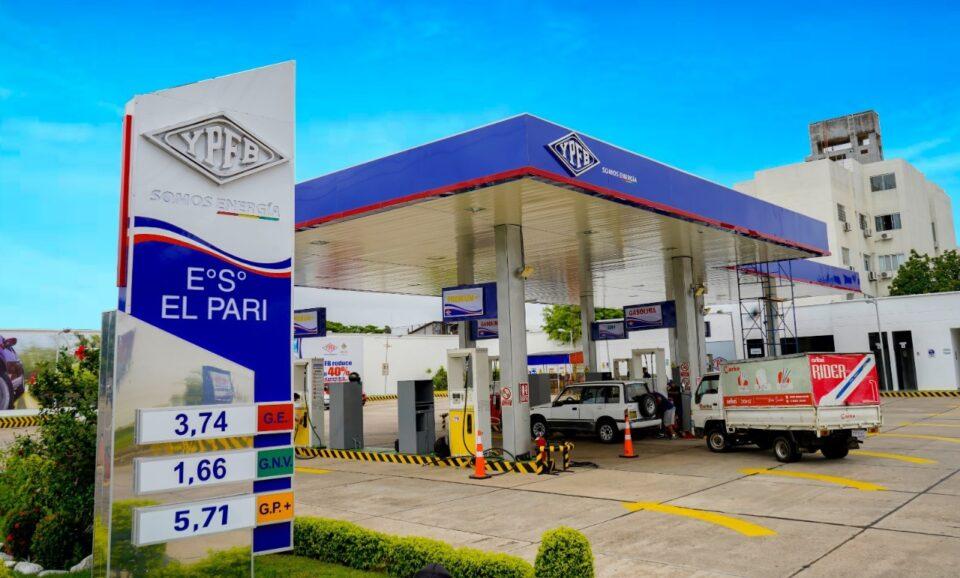 Ajustan precios de gasolinas Premium: Bs 6,18 y Bs 6,82 por litro
