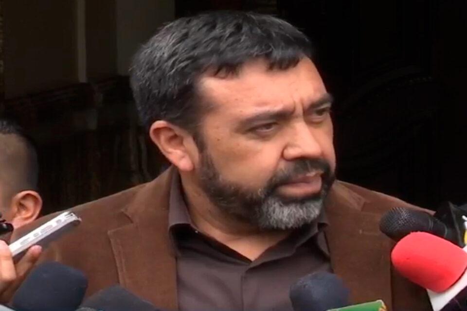 Viceministro Álvaro Ruiz denuncia apoyo de autoridades al bloqueo de carreteras