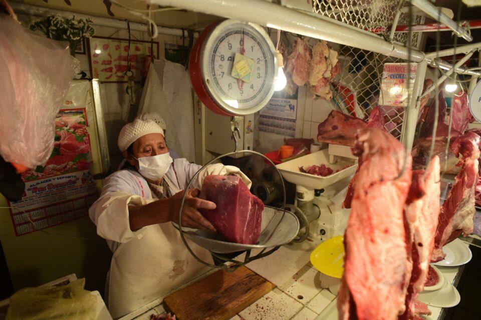 Contracabol ratifica paro indefinido en protesta por alza del precio de la carne