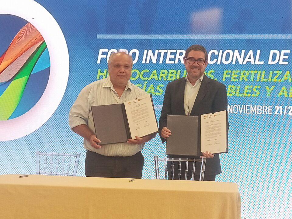 Fluxus firma acuerdos con YPFB para explorar bloques de gas en el Subandino Sur