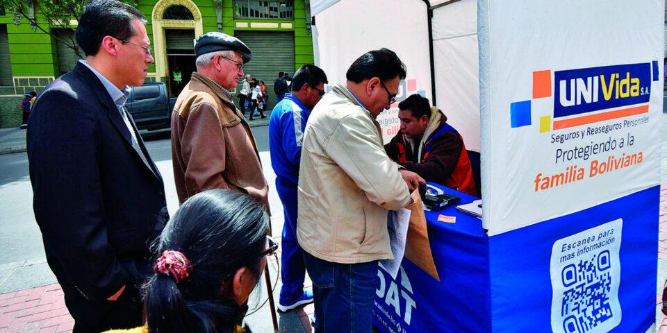 Univida invita a la población a adquirir el SOAT 2025