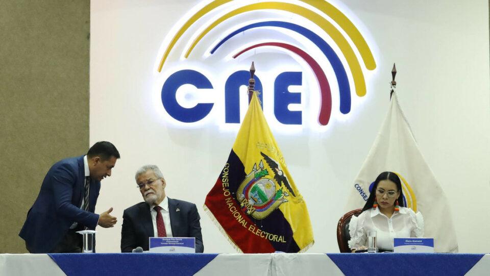 Escándalo en el CNE de Ecuador a menos de tres meses de las elecciones