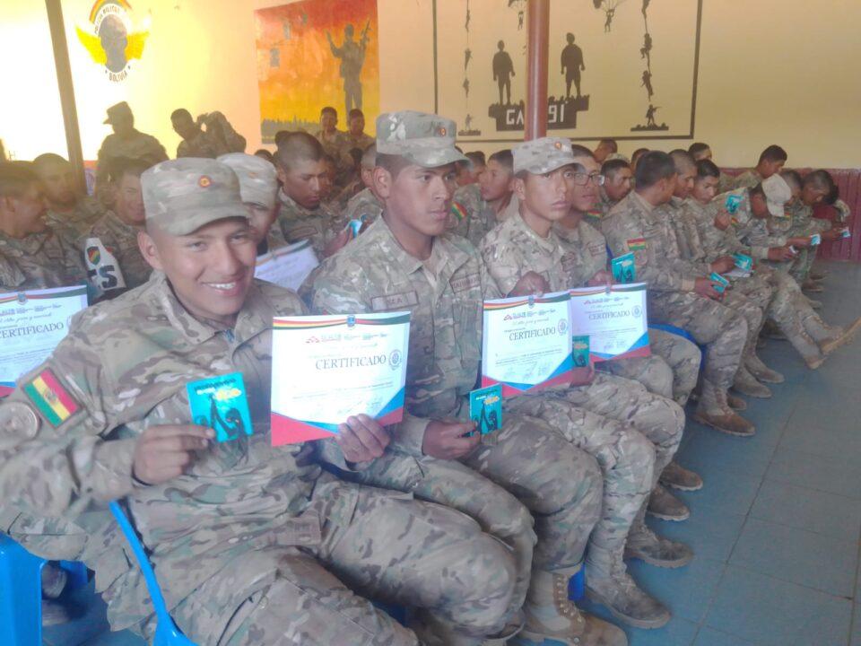 Alcaldía llega hasta los cuarteles militares con talleres de capacitación para una vida sexual y reproductiva sana