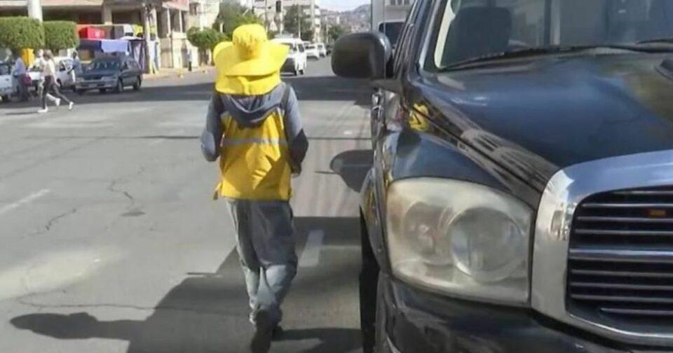 Conductor agrede a funcionario de Alcaldía de Cochabamba por cobro de parqueo