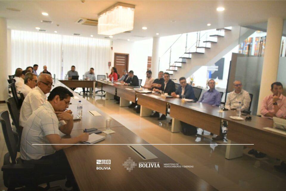 Empresas respaldan proyecto de ley para reactivar inversión en exploración y explotación de hidrocarburos