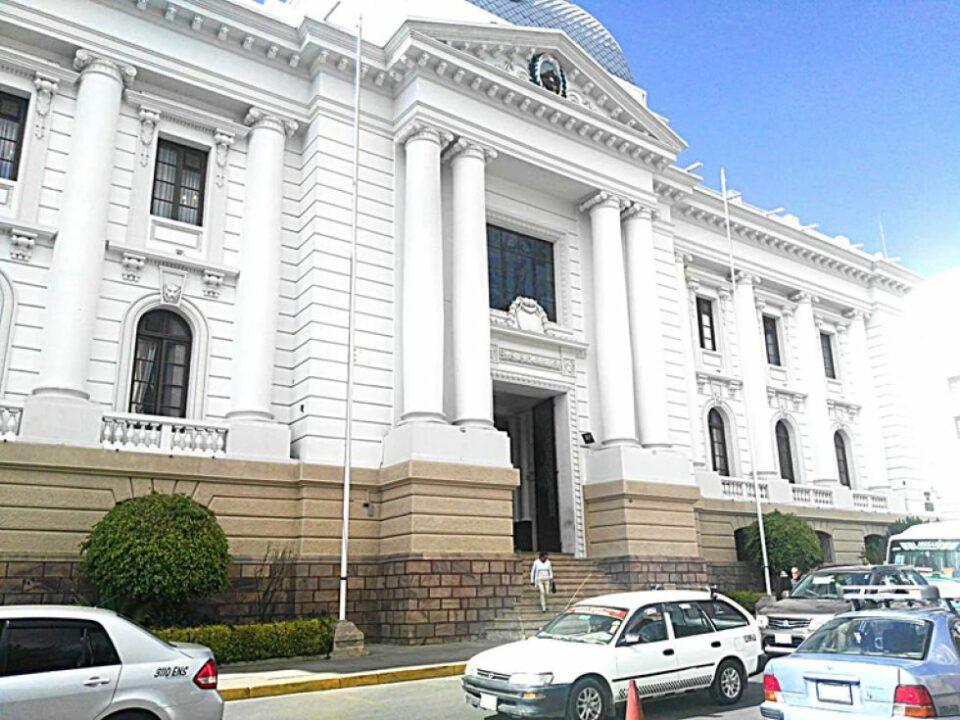 Magistrados en funciones esperan sentencia del TCP