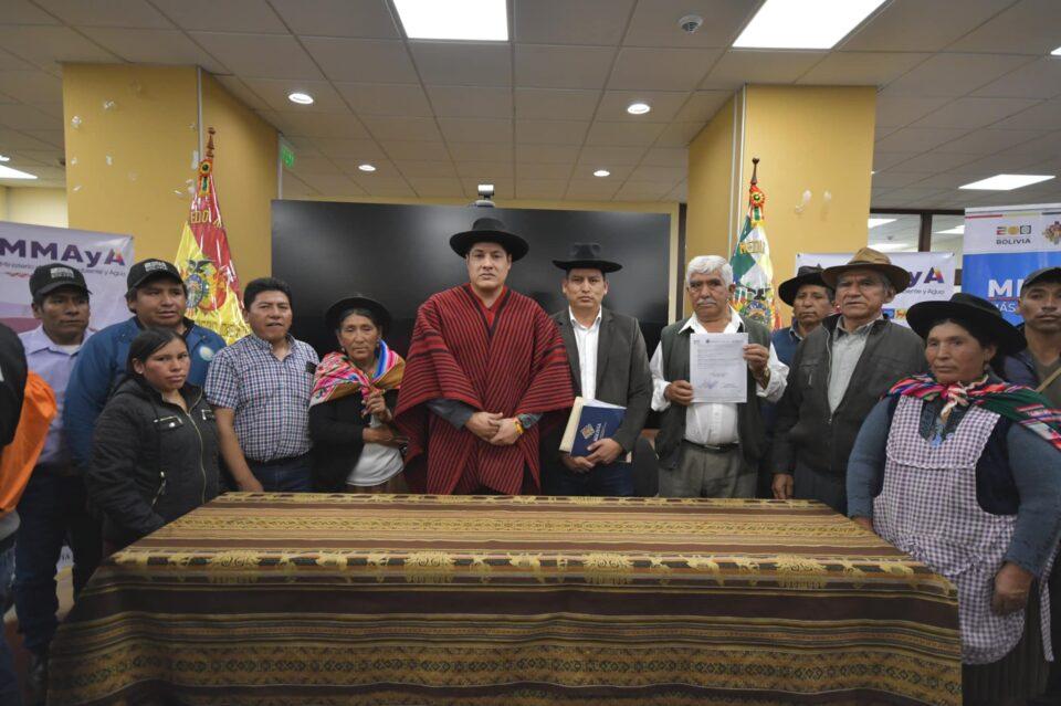 Presidente Arce firma convenios para riego tecnificado en Chuquisaca