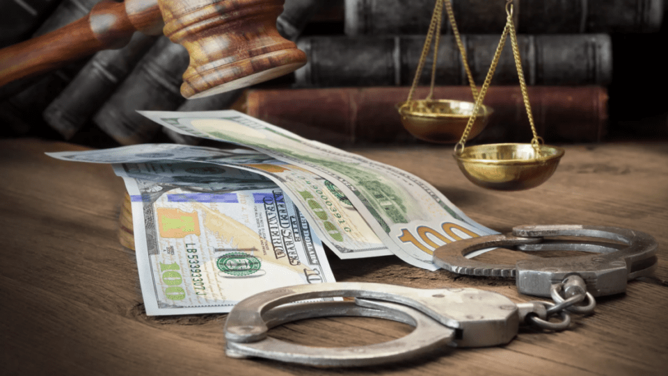 Colombiano acusado de dirigir esquema piramidal de 66 millones de dólares en EE.UU.