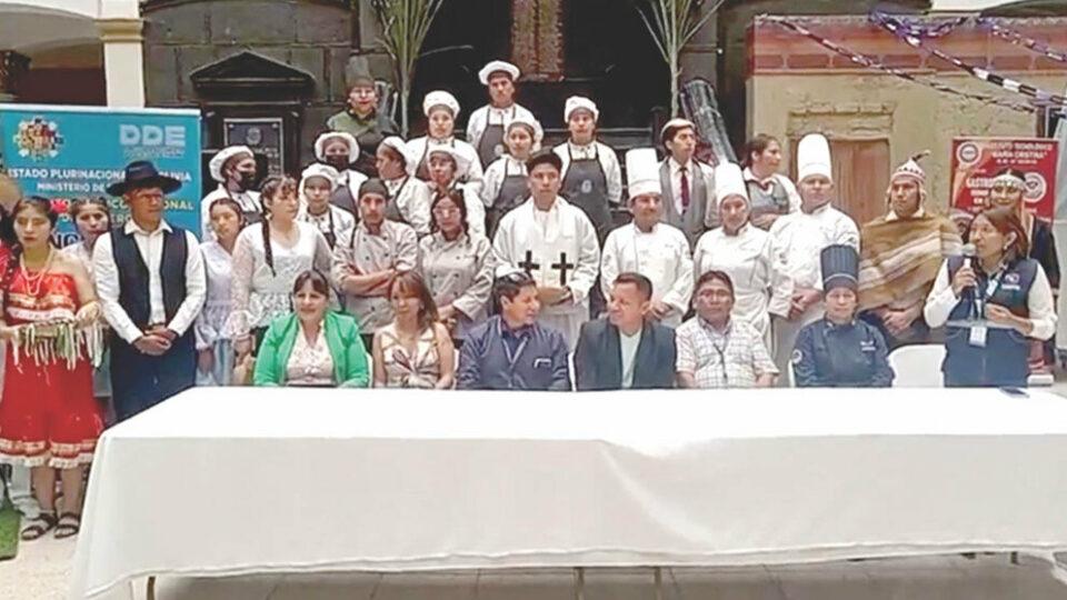 Cochabamba lanza el 'Gran Armando de Mast'aku' para celebrar la fiesta de Todos Santos