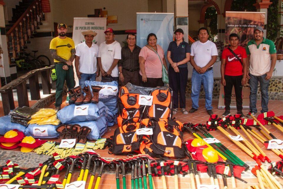 WCS entrega equipamiento y capacita a brigadas indígenas para combatir incendios