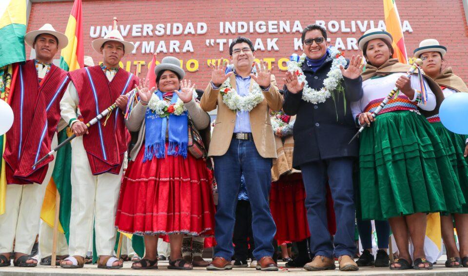 Inauguran auditorio 'Bartolina Sisa' en la Unibol Aymara con inversión de Bs 2,5 millones