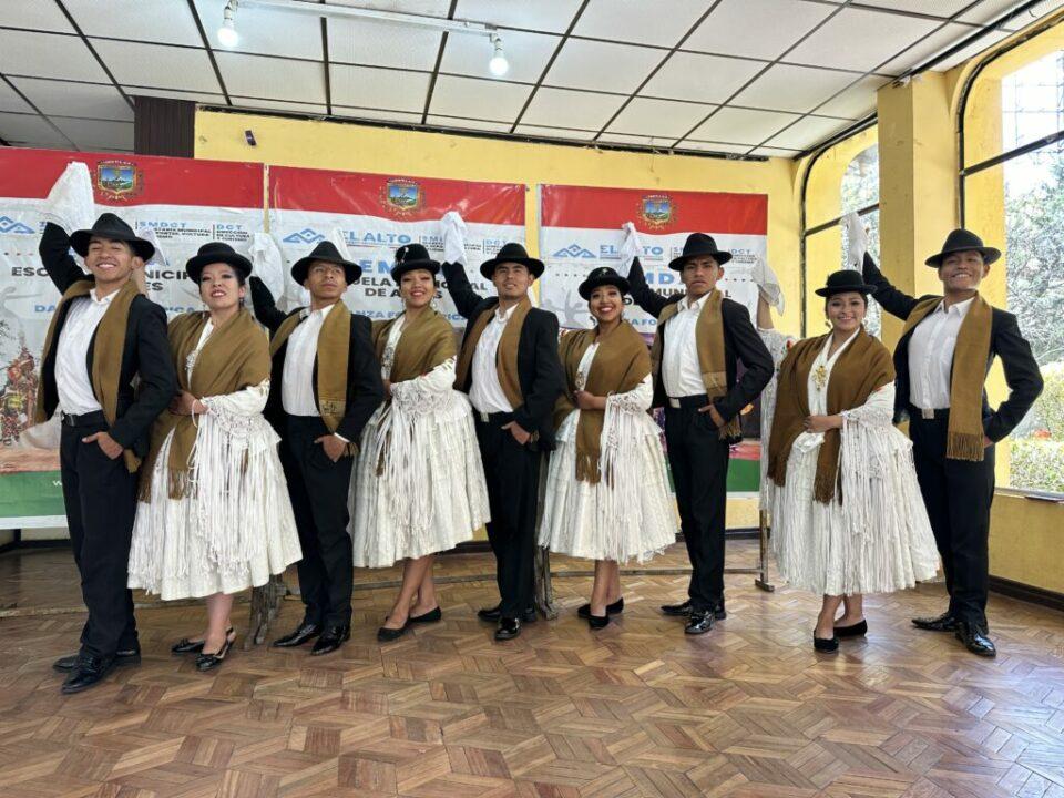 Ballet folklórico de El Alto recibe invitaciones para presentaciones internacionales
