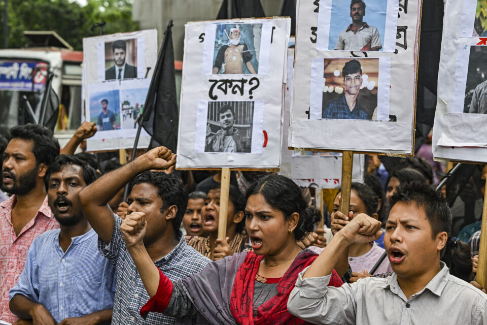 Protesta estudiantil en Bangladés por reformas políticas