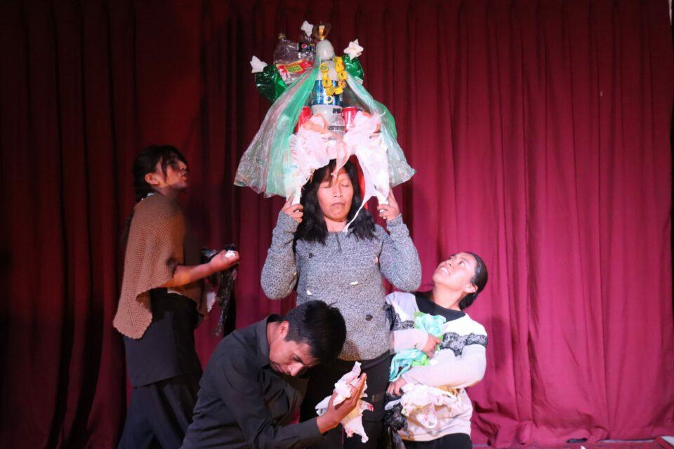 Jóvenes acuden al arte para el cuidado de los bosques y el medioambiente