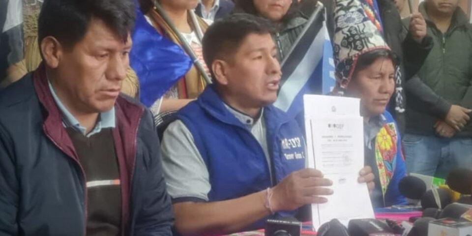 Celebran la confirmación del TCP que reconoce al Congreso del MAS - IPSP celebrado en El Alto en mayo.