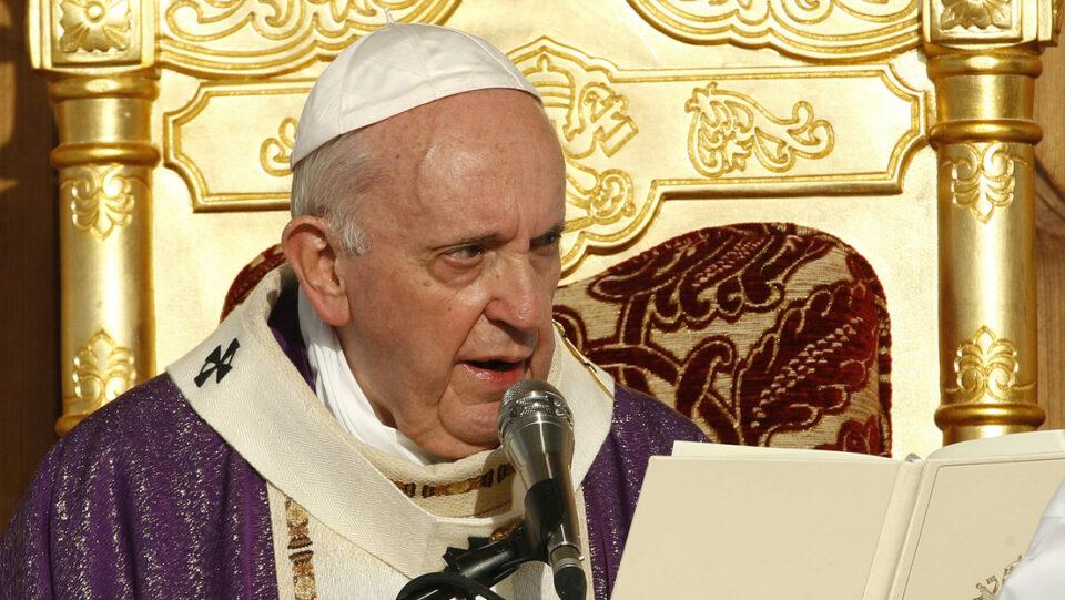 El papa Francisco revela un fallido doble atentado en su contra