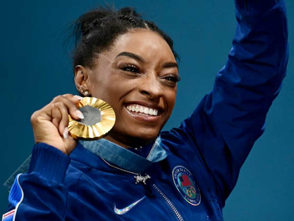 Simone Biles: triple campeona
