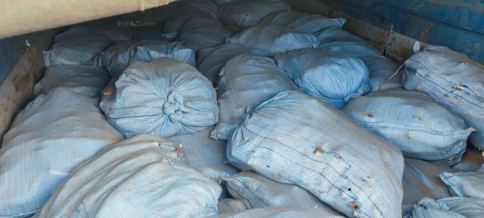 Comando contra el contrabando incauta 3.000 kilos de carne de cerdo y 220 sacos de yuca en La Paz