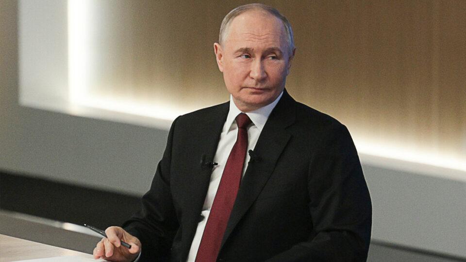 "La política es un arte del compromiso": Putin sobre su disposición al diálogo con Ucrania