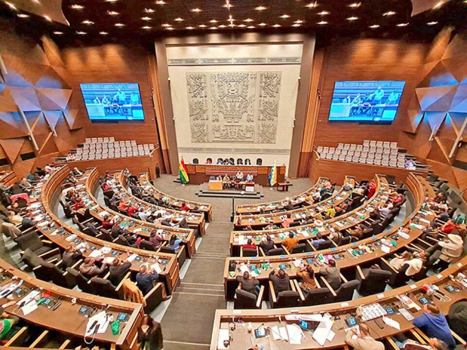 Santa Cruz no ganará nuevo escaño si no se aprueba la ley de distribución, advierte el TSE