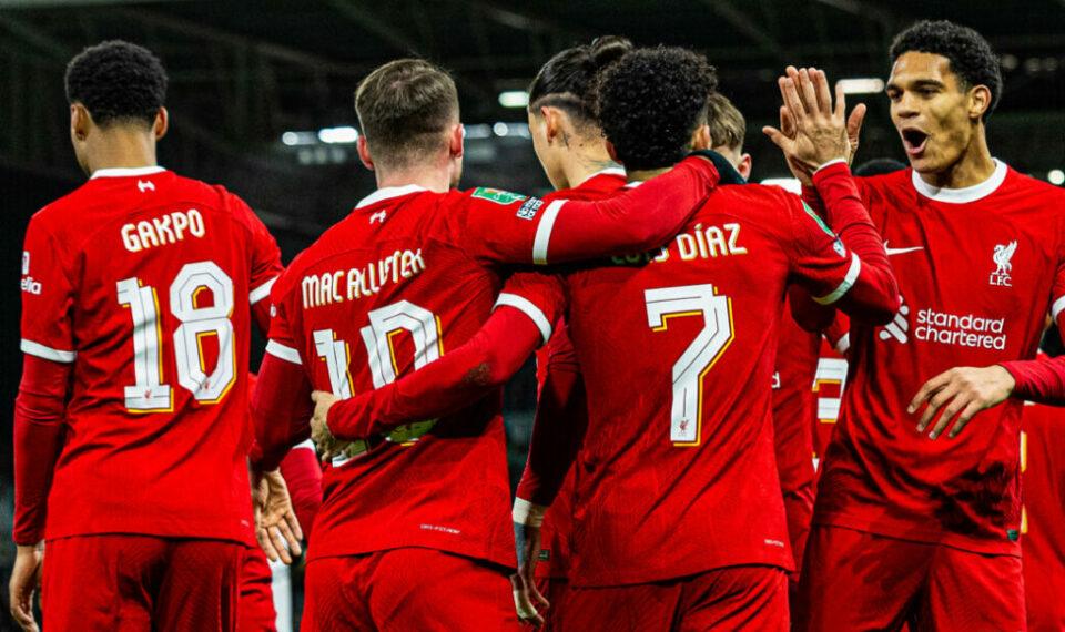 Liverpool lidera en Inglaterra