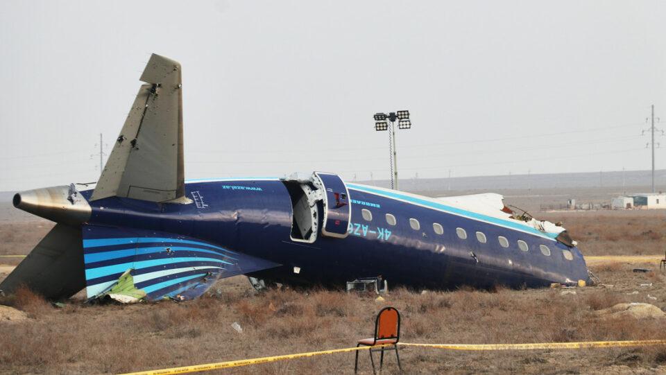 Rusia ofrece ayuda para investigar accidente aéreo en Kazajistán
