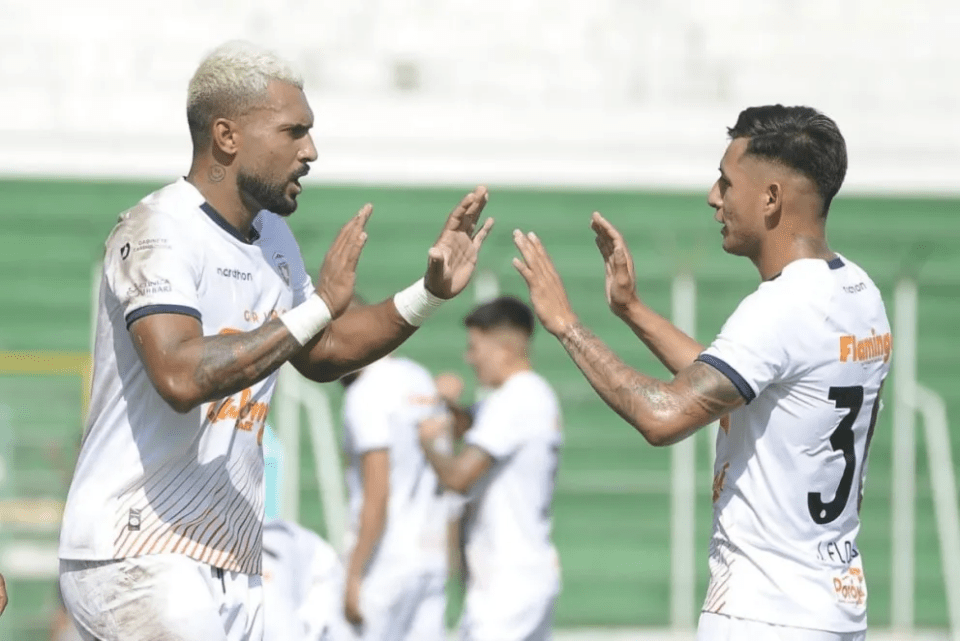 Royal Pari busca suspensión temporal