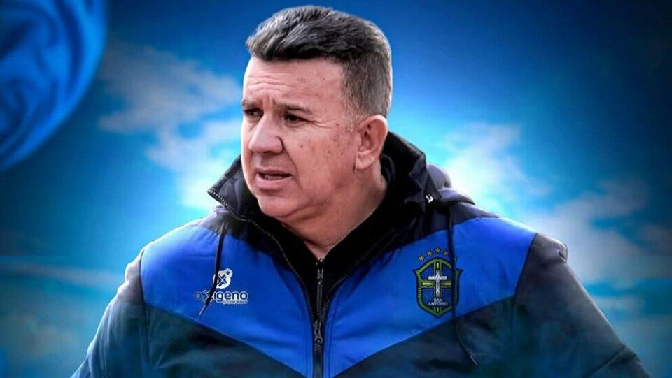 Baldivieso es el nuevo entrenador de San Antonio