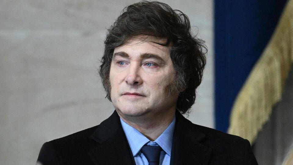 Milei critica y "niega el verso del calentamiento global"