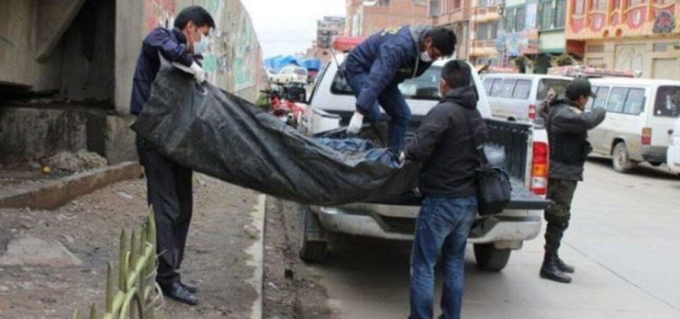 Policía levanta los cuerpos de cuatro bebedores consuetudinarios fallecidos por el frío en El Alto