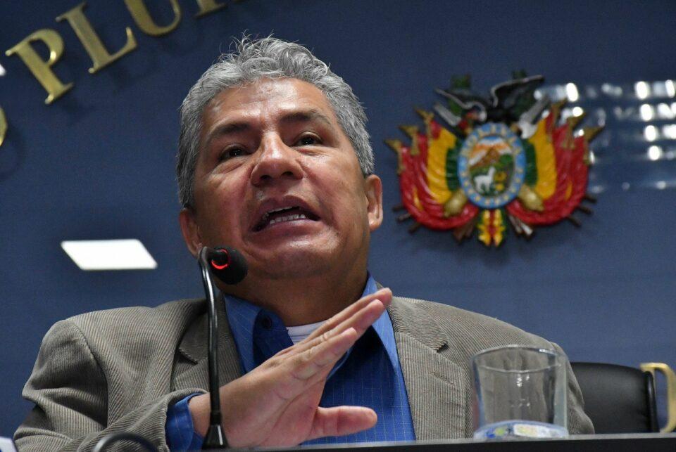 Ministro Novillo no descarta posible postulación de Arce a las presidenciales