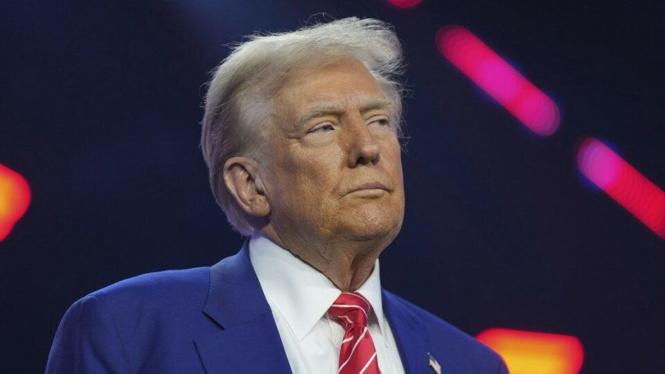 Trump anuncia visita de su hijo a Groenlandia y le promete beneficios si se une a EE.UU.