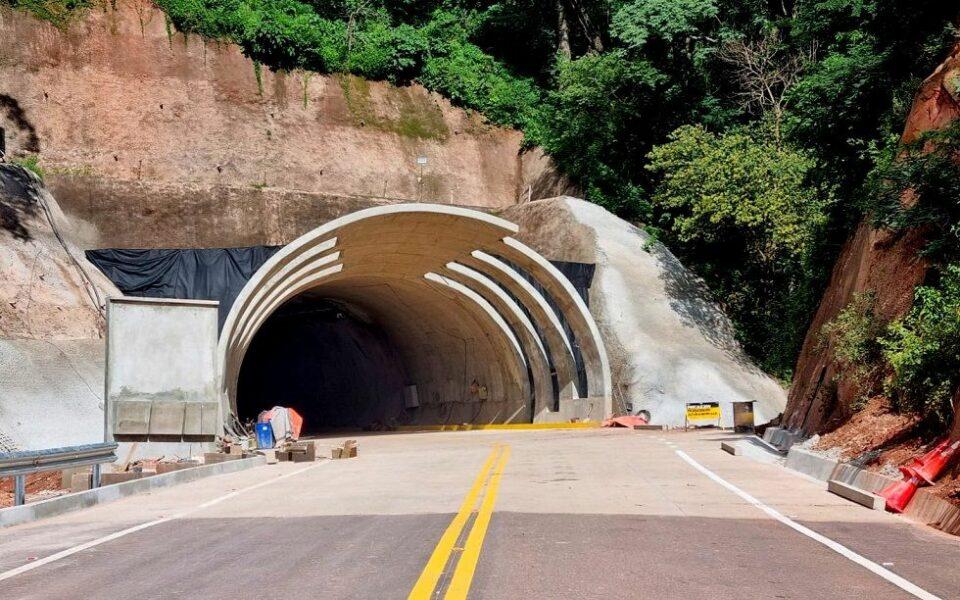 Gobierno nacional entregará el túnel de Incahuasi que unirá Chuquisaca y Santa Cruz