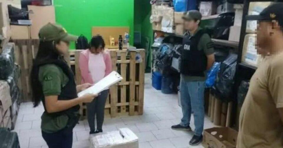 Detienen a ciudadana boliviana en Buenos Aires por recoger encomienda con cocaína
