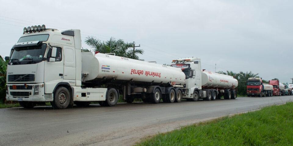 YPFB niega que los combustibles mejorados provoquen daños y fallas en los motores de vehículos