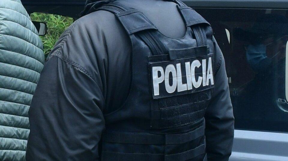 Detienen a un policía que vendió arma de fuego a un recluso de Chonchocoro, luego este mato a otro privado de libertad