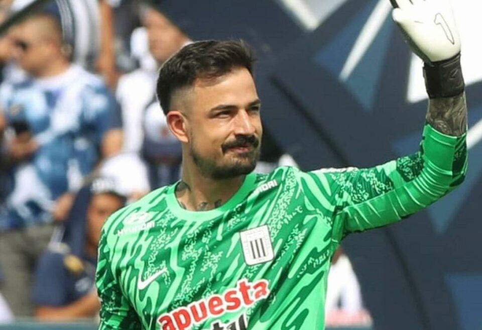 Viscarra se estrenó como titular en la victoria 2-0 de Alianza Lima frente a Emelec