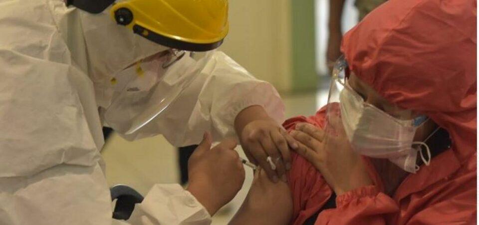 Aumenta la demanda de vacuna contra el Covid-19 en El Alto tras nuevos casos y muertes