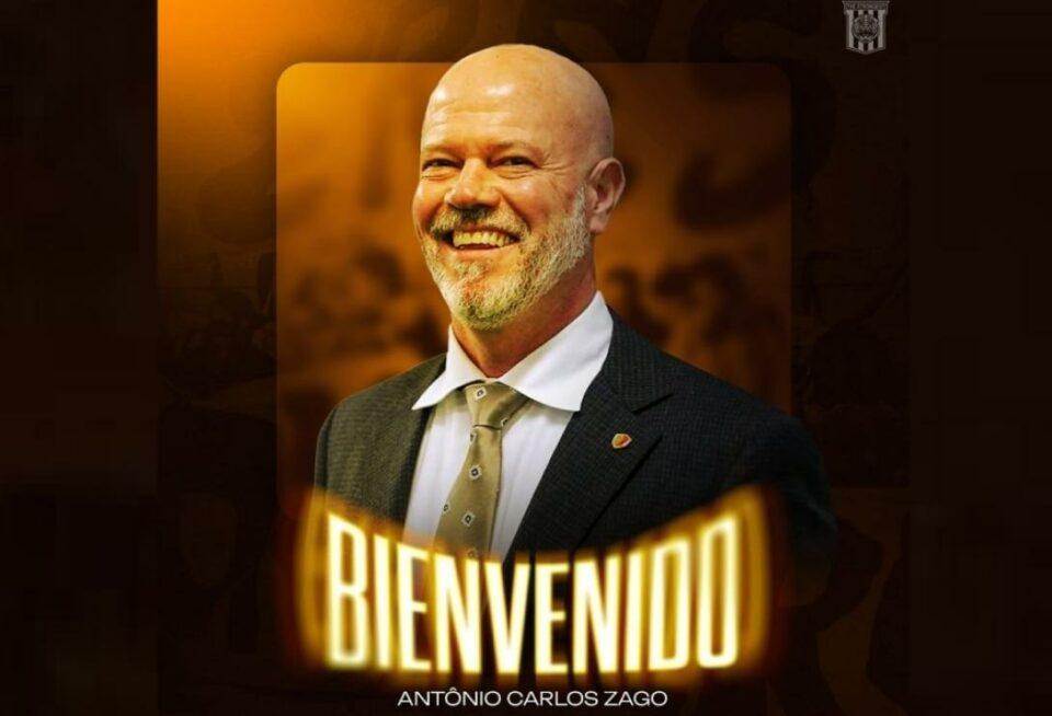 The Strongest oficializa la llegada del DT Antonio Carlos Zago