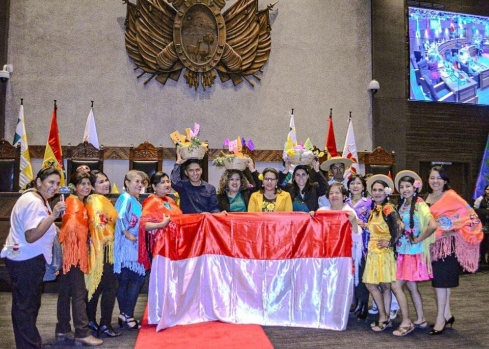 "Fiesta de Comadres" es declarado Patrimonio Inmaterial de Bolivia