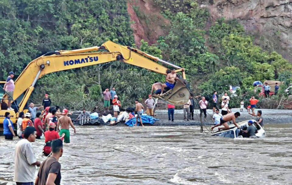 Alertan posible desaparición de tres municipios a causa de la minería en el norte paceño