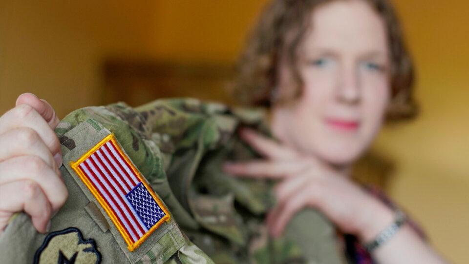 En 30 días, EE.UU. dará de baja a las personas trans del ejército